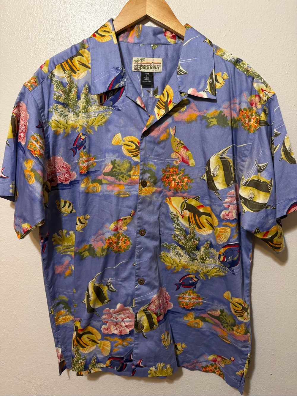 VTG 90’s Patagonia Pataloha Hawaiian Fish Shirt Men’s Large Made in Portugal - Picture 2 of 6